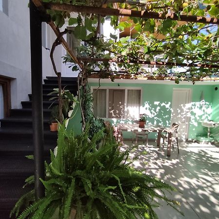 Tamara's Guesthouse - Aloni Zemo Alvani Extérieur photo